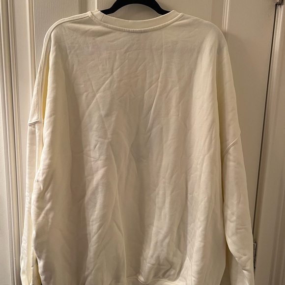 POPFLEX | Blogilates Cream Sweatshirt with Logo - Picture 3 of 5